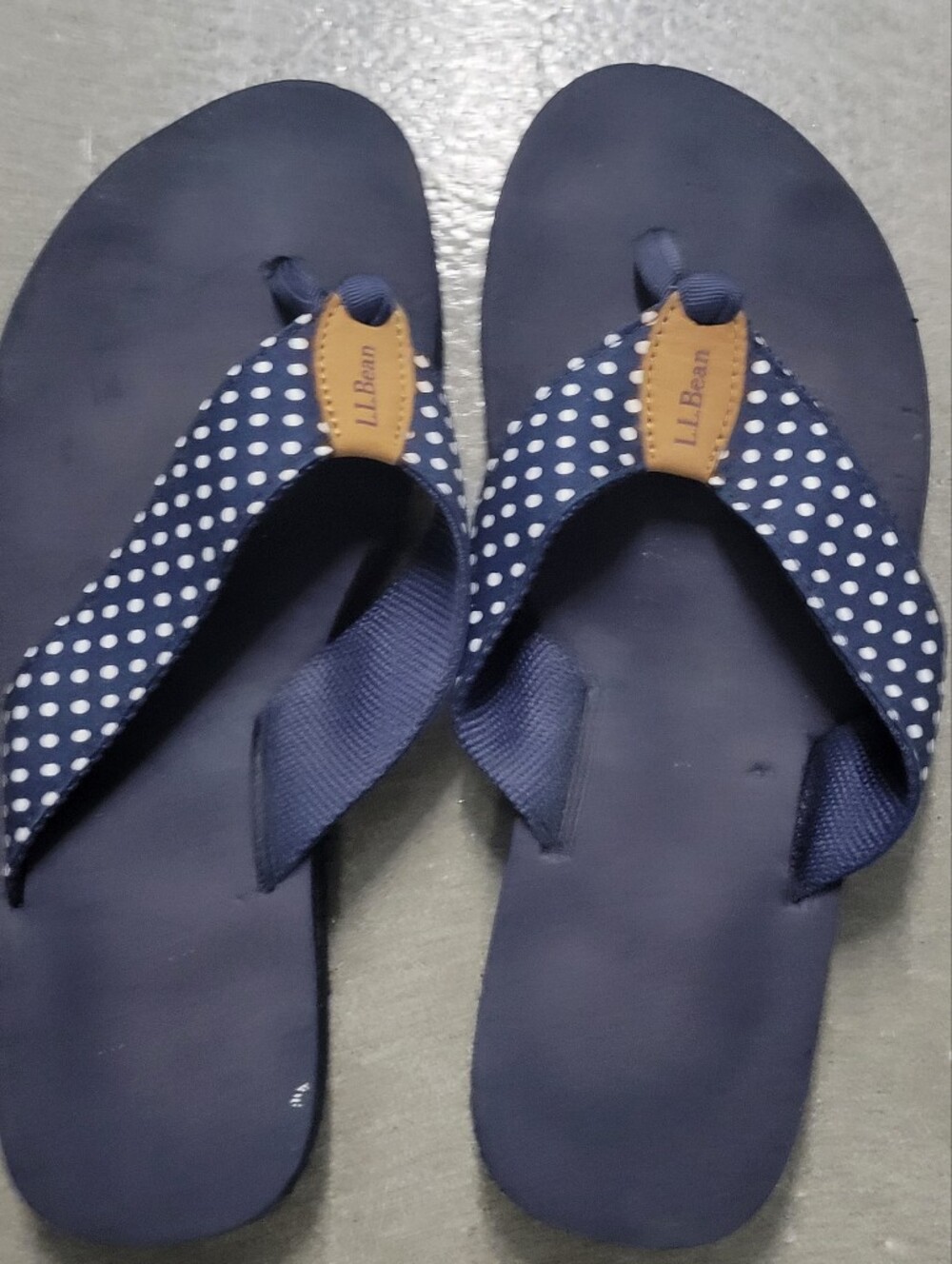 L.L. Bean Navy Flip Flop with White Polka Dot Straps. Sz 8M